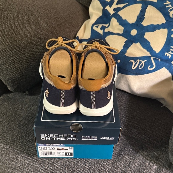 Skechers Air Cooled GOGA MAT Boat Shoes For Women - Picture 3 of 7